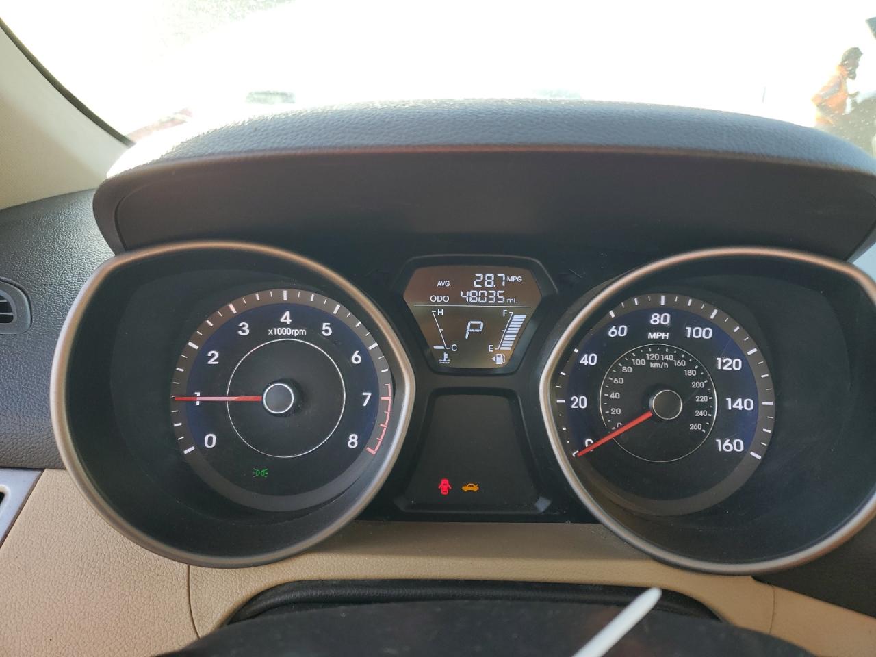 2013 Hyundai Elantra - Image 9