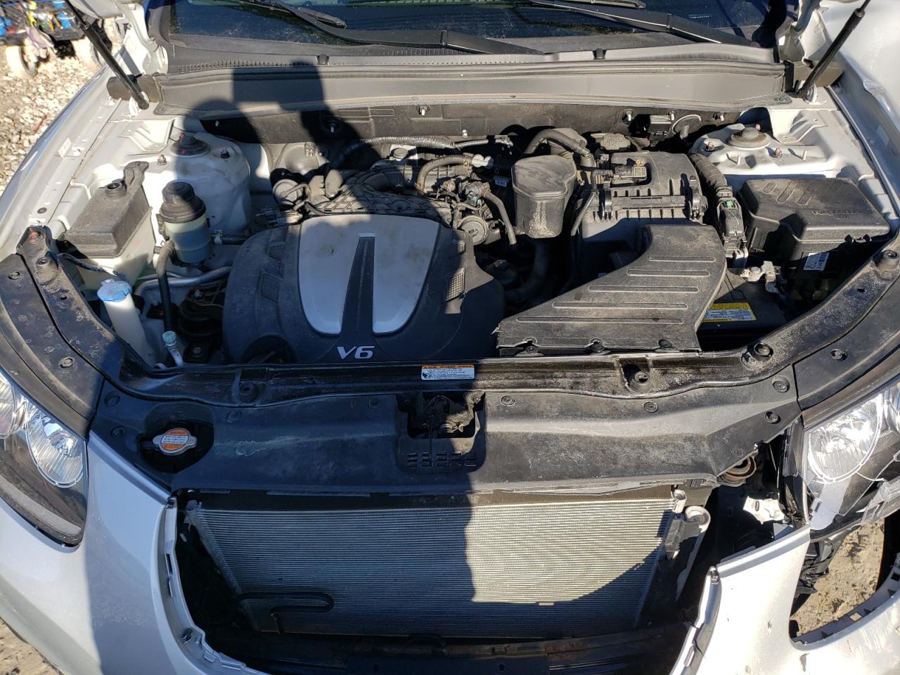 2012 Hyundai Santa Fe - Image 14