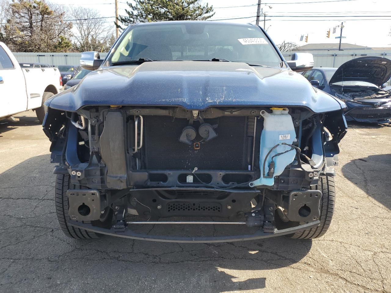 2019 RAM 1500 - Image 5