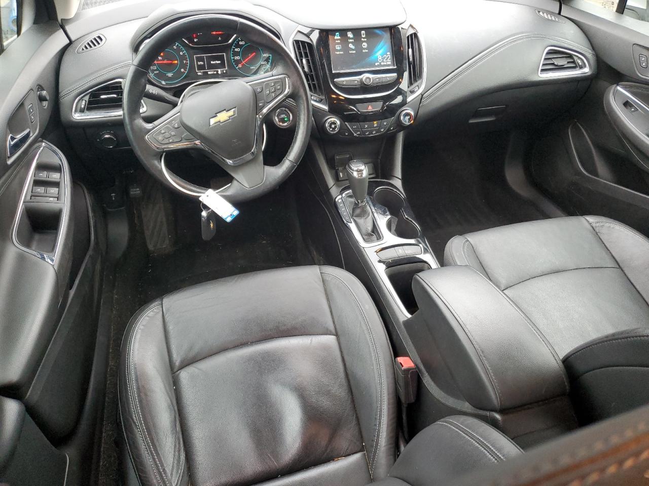 2018 Chevrolet Cruze - Image 8