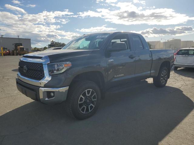  TOYOTA TUNDRA 2018 Silver