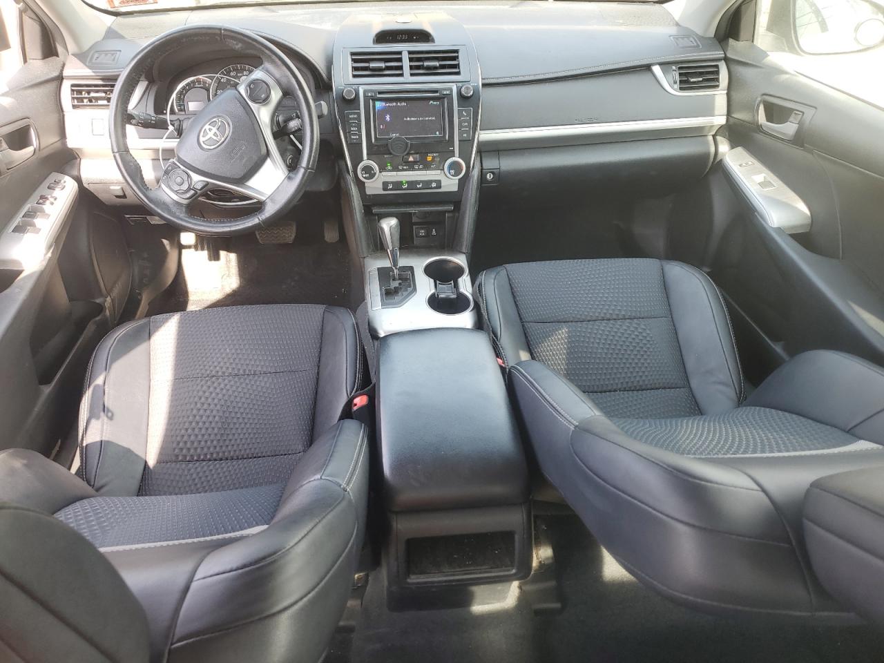2013 Toyota Camry - Image 8