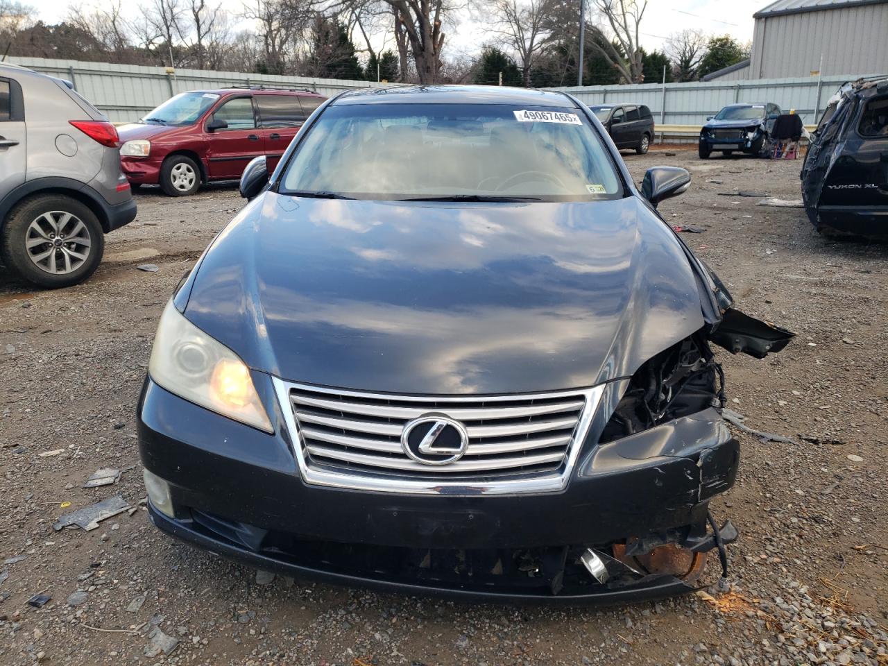 2011 Lexus ES - Image 5