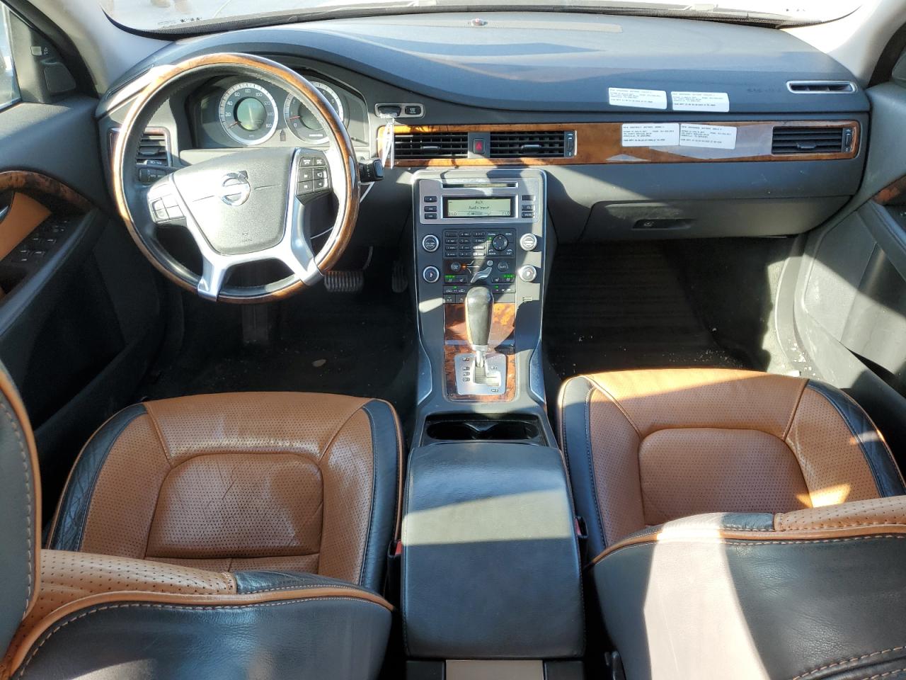 2011 Volvo S80 3.2 VIN: YV1952AS3B1136652 Lot: 50497635