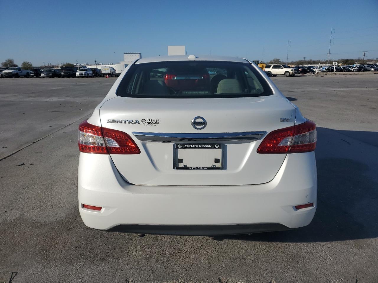 2015 Nissan Sentra - Image 6