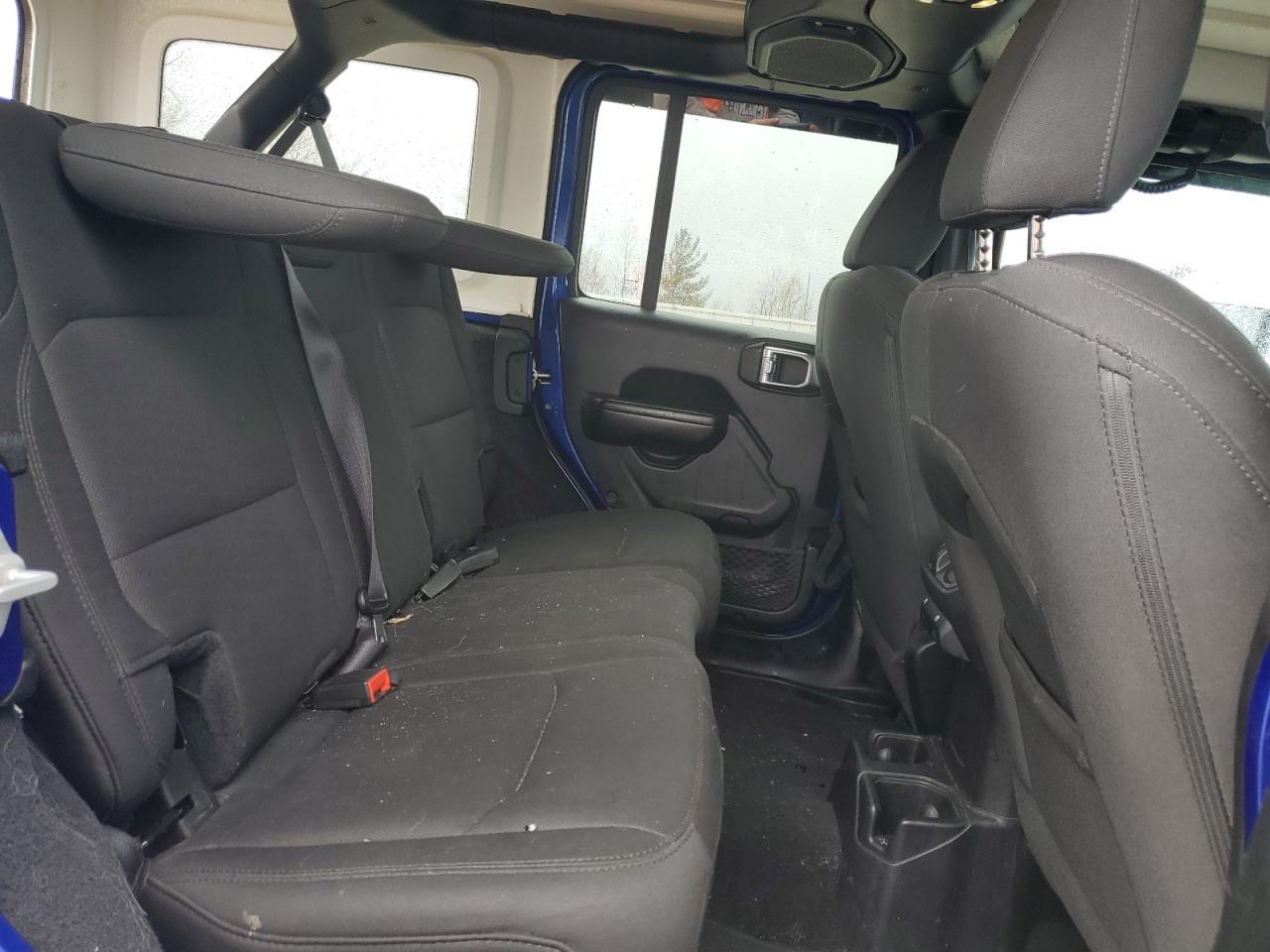 2019 Jeep Wrangler - Image 10