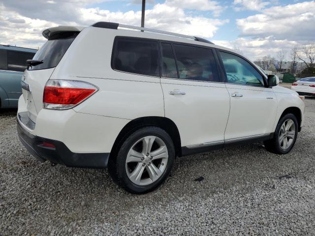  TOYOTA HIGHLANDER 2013 Biały