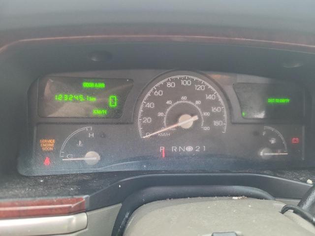 2003 LINCOLN TOWN CAR SIGNATURE