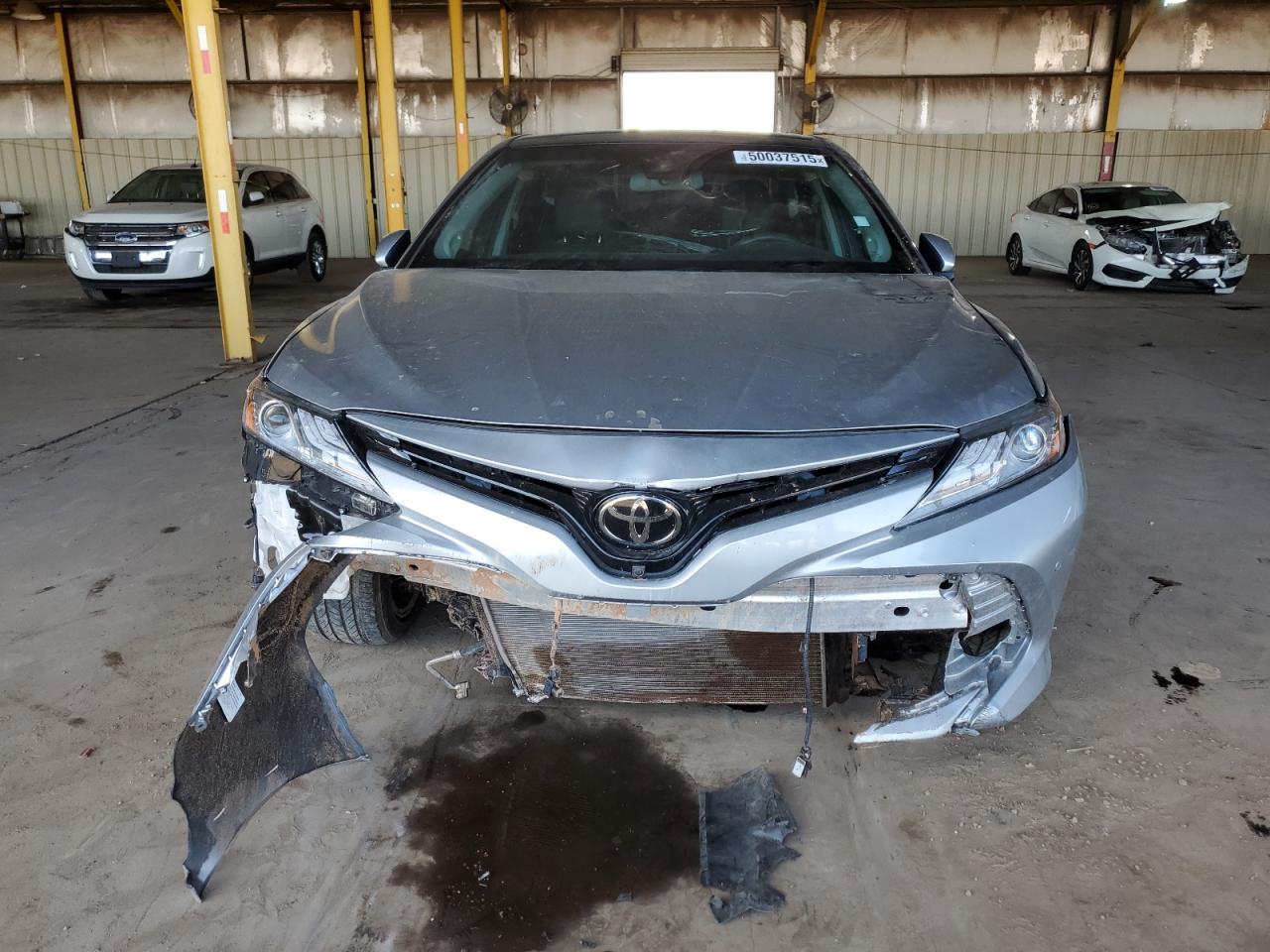4T1B11HK8JU136996 TOYOTA CAMRY 2018