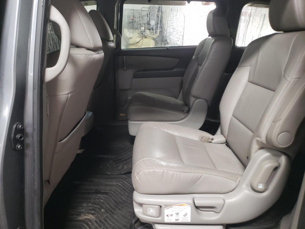 2013 Honda Odyssey - Image 11