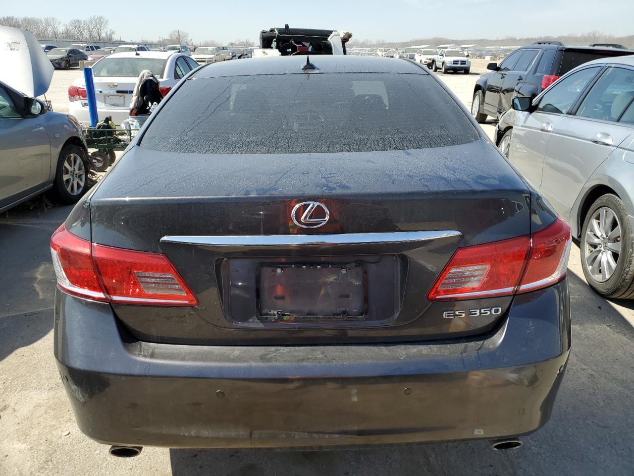 2011 Lexus ES - Image 6