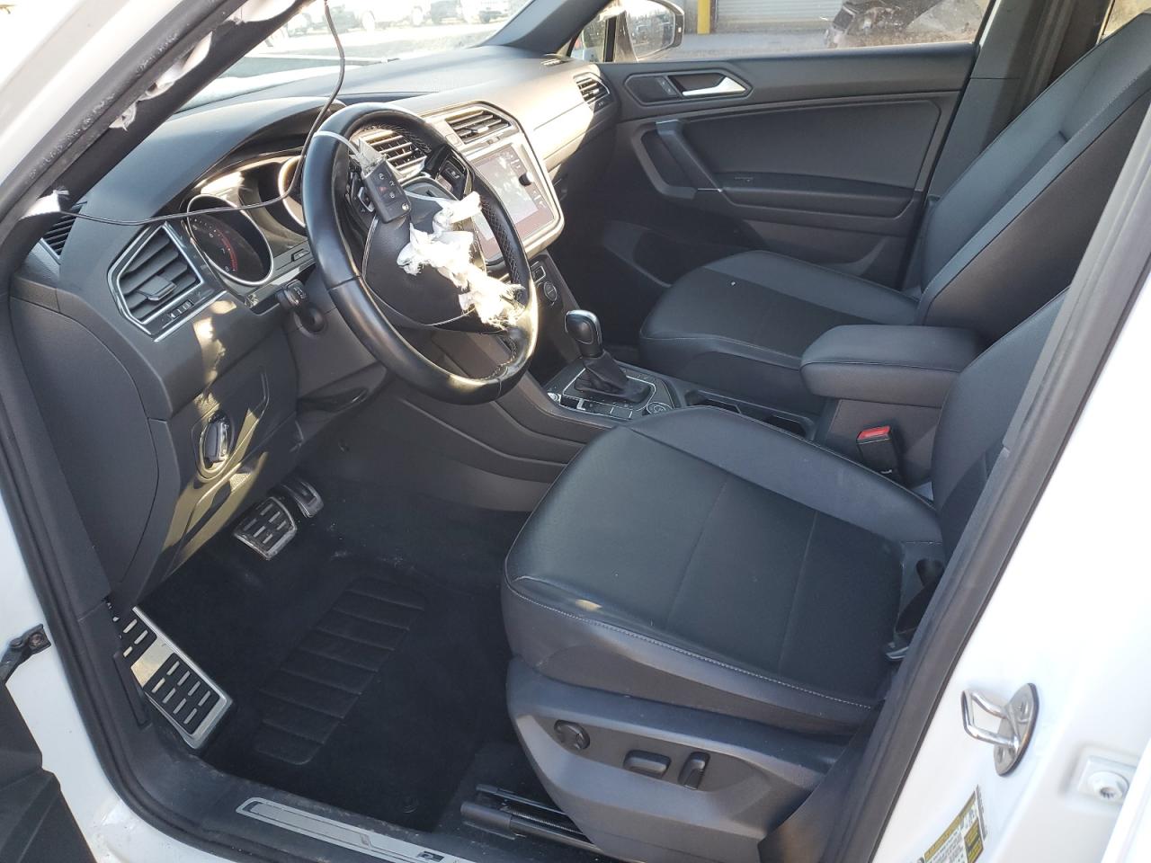 2020 Volkswagen Tiguan - Image 7