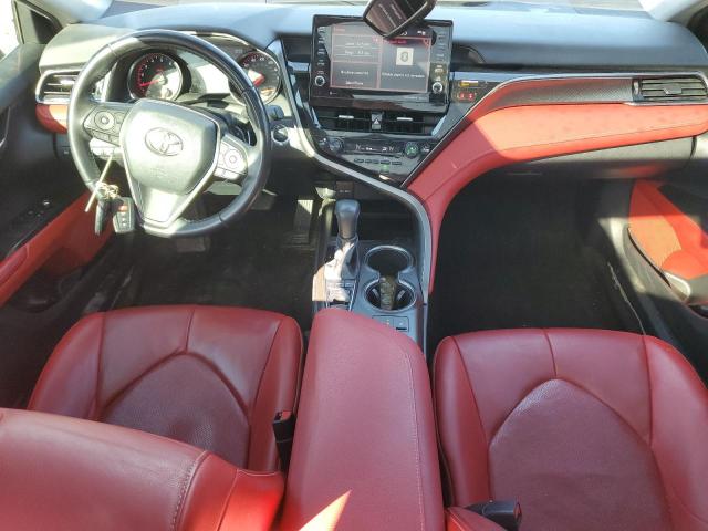  TOYOTA CAMRY 2021 Biały