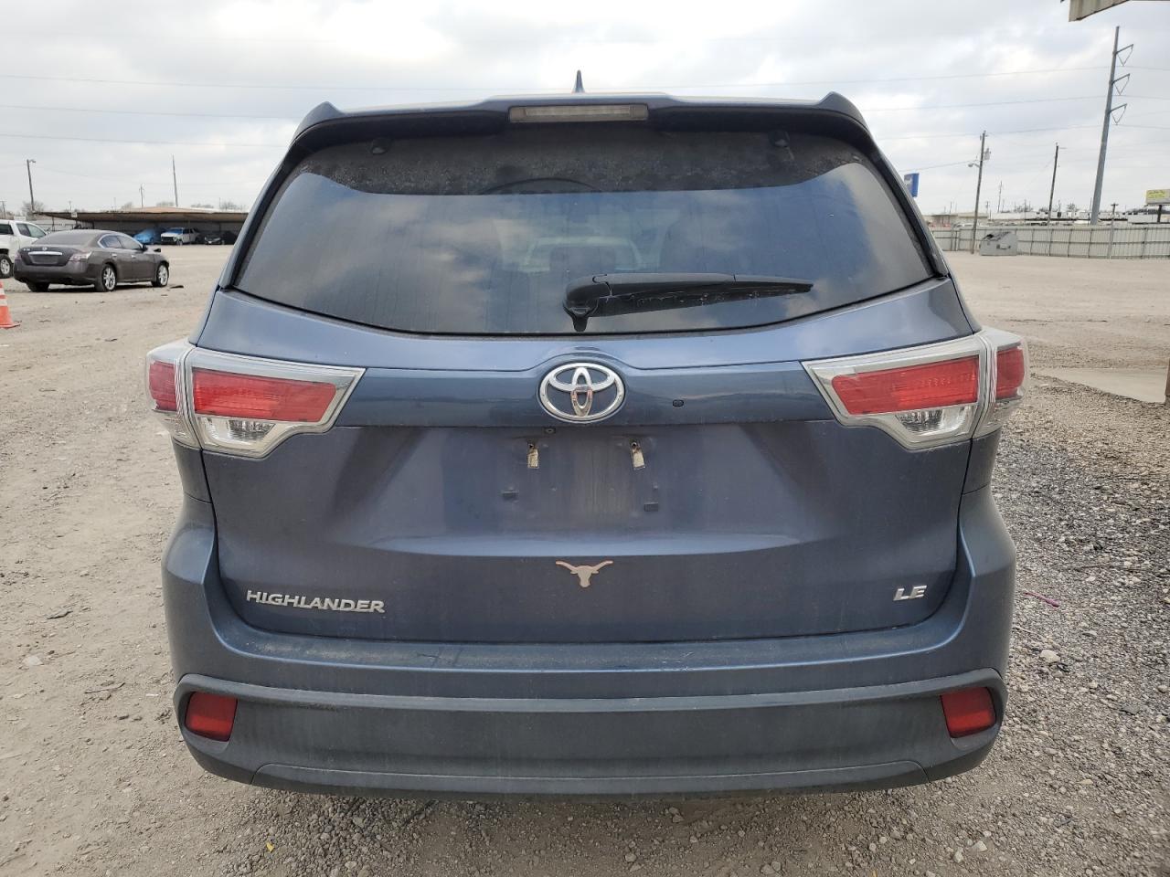 2015 Toyota Highlander - Image 6