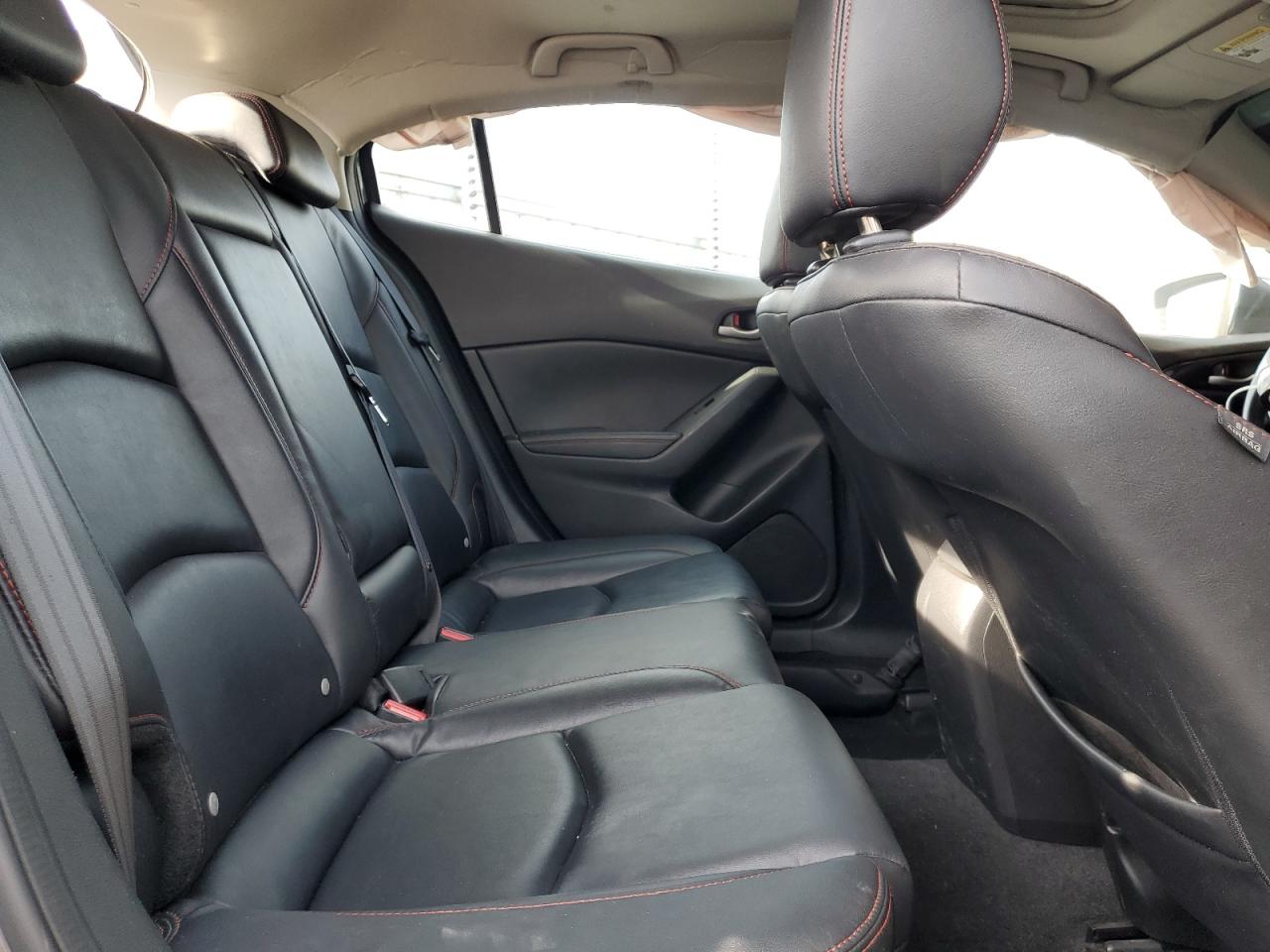 2014 Mazda 3 - Image 11