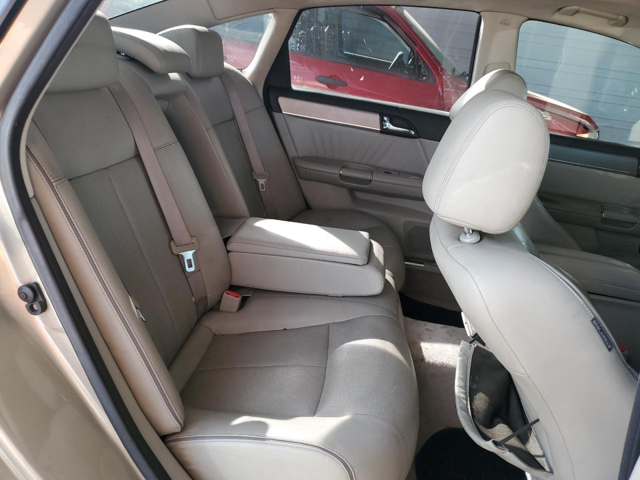 2009 Infiniti M - Image 10