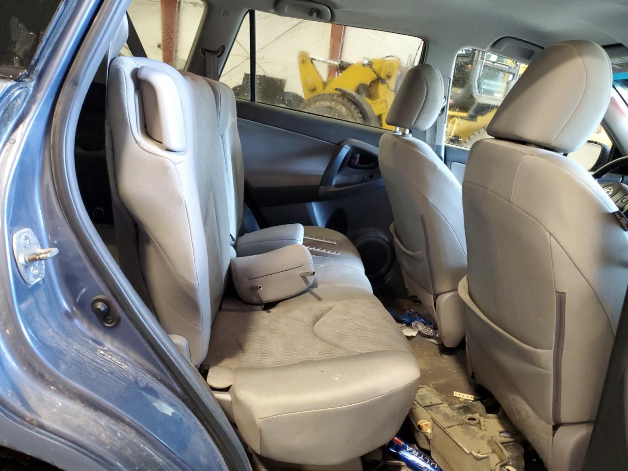 2012 Toyota RAV 4 - Image 11