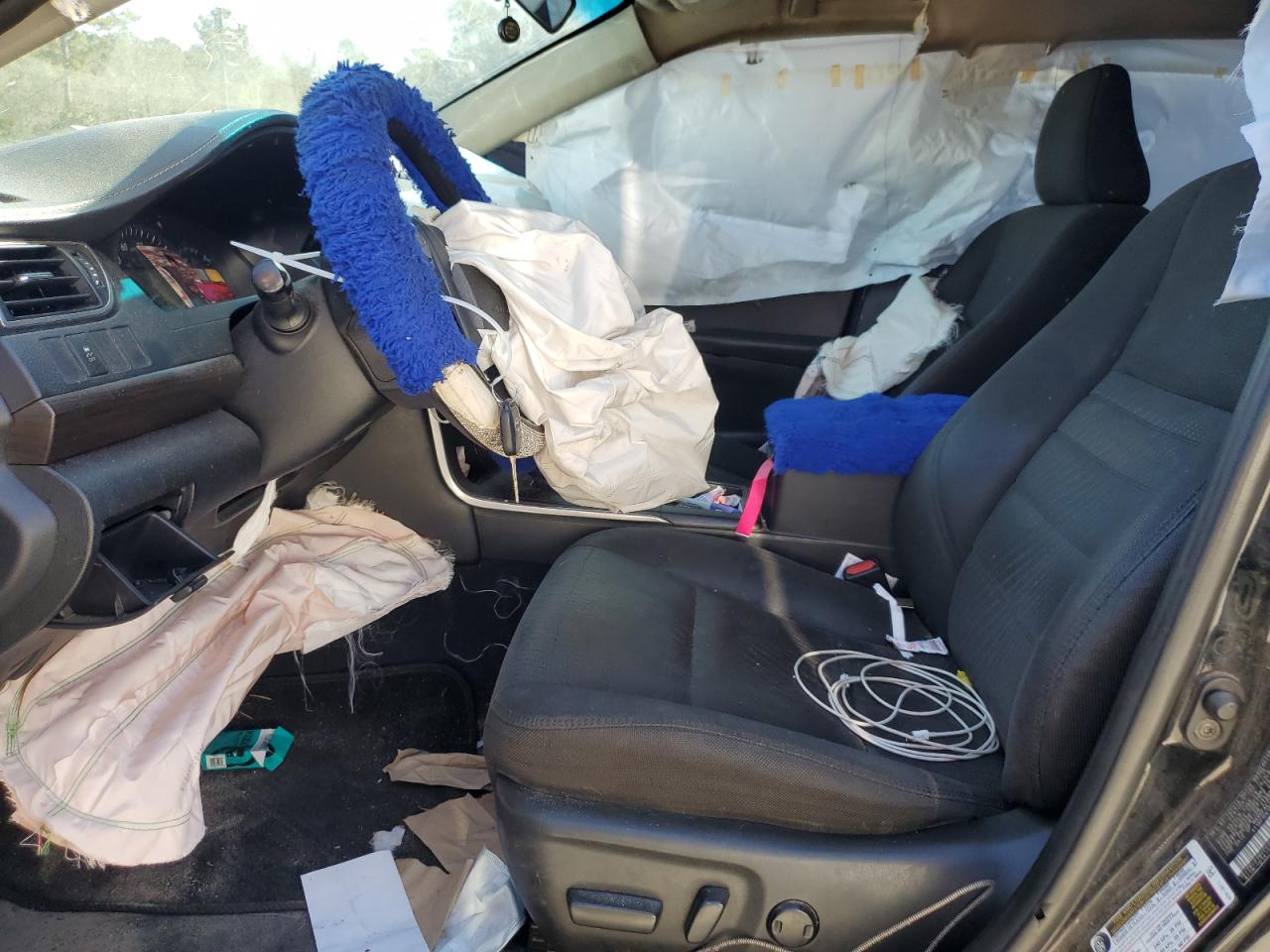 2015 Toyota Camry - Image 7