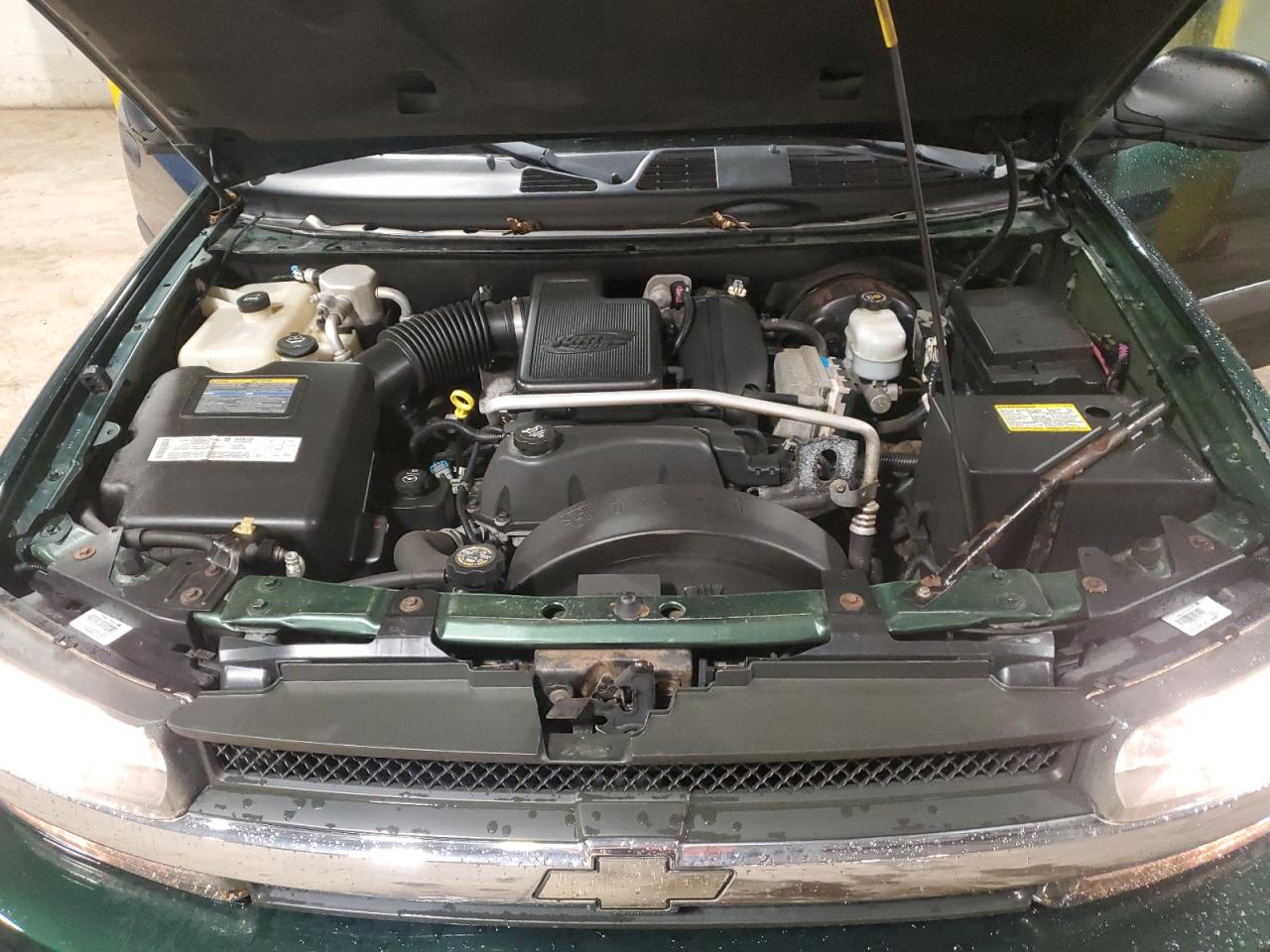 2004 Chevrolet TrailBlazer - Image 12