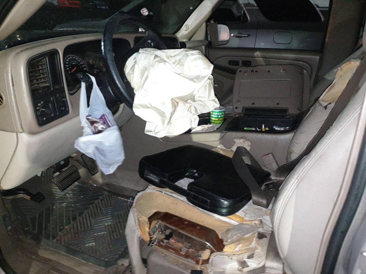 2004 Chevrolet Suburban C VIN: 149696 Lot: 48267505