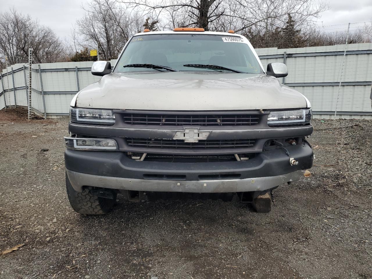 2002 Chevrolet Silverado - Image 5
