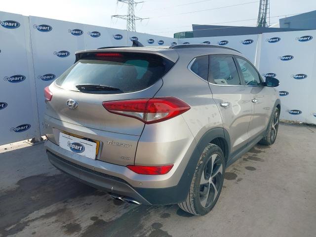 2015 HYUNDAI TUCSON PRE