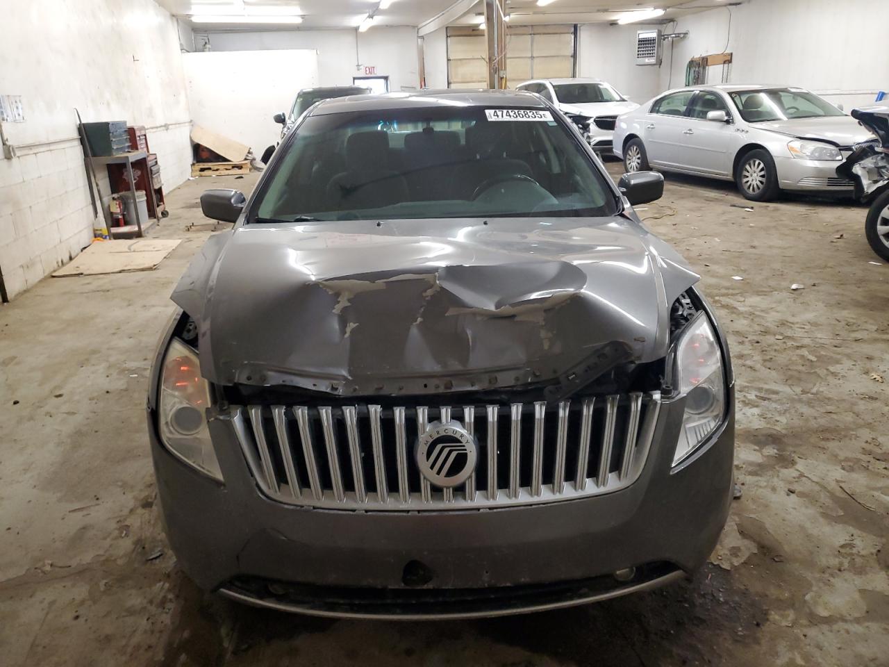 2010 Mercury Milan - Image 5