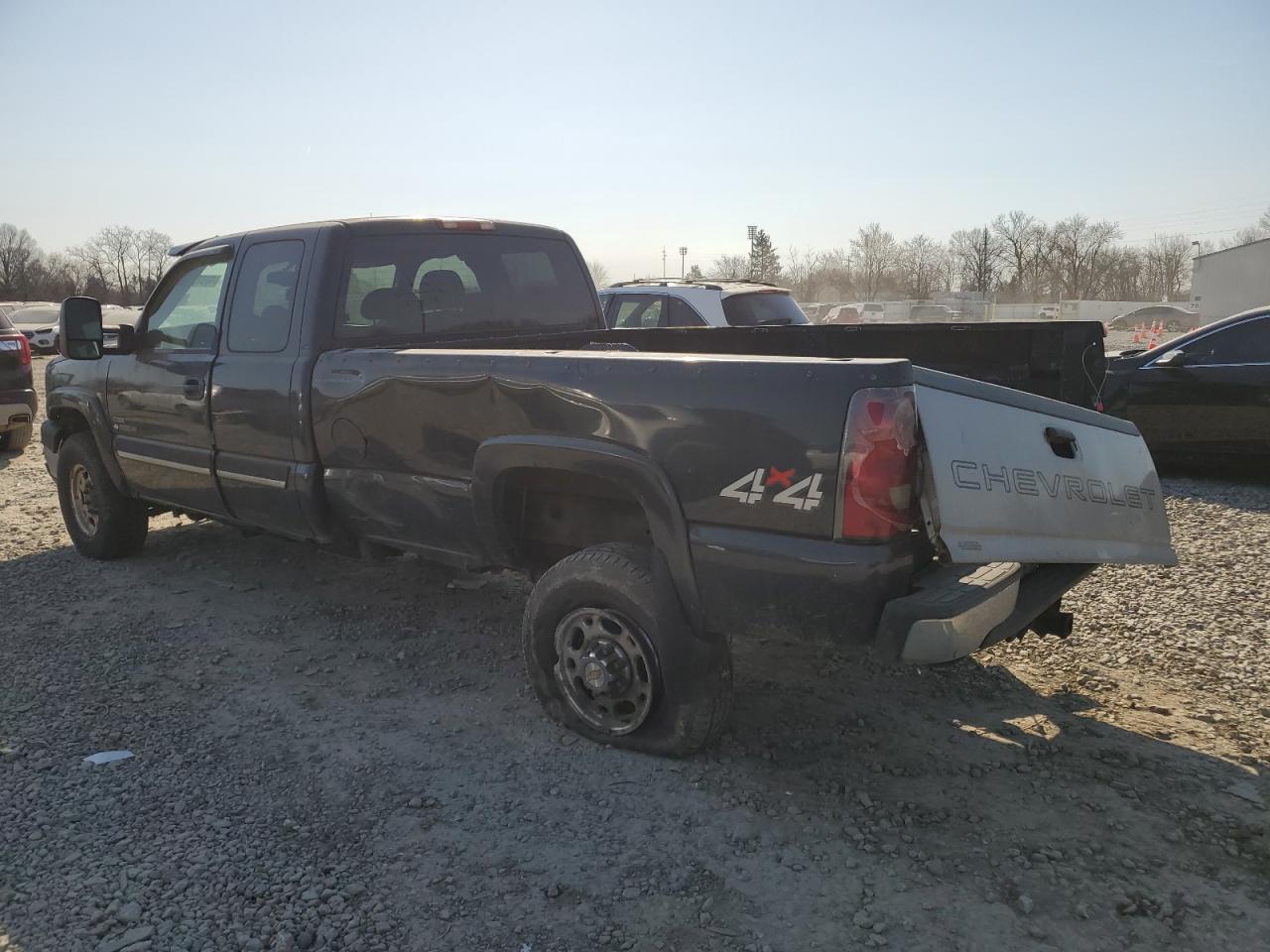 2004 Chevrolet Silverado - Image 2