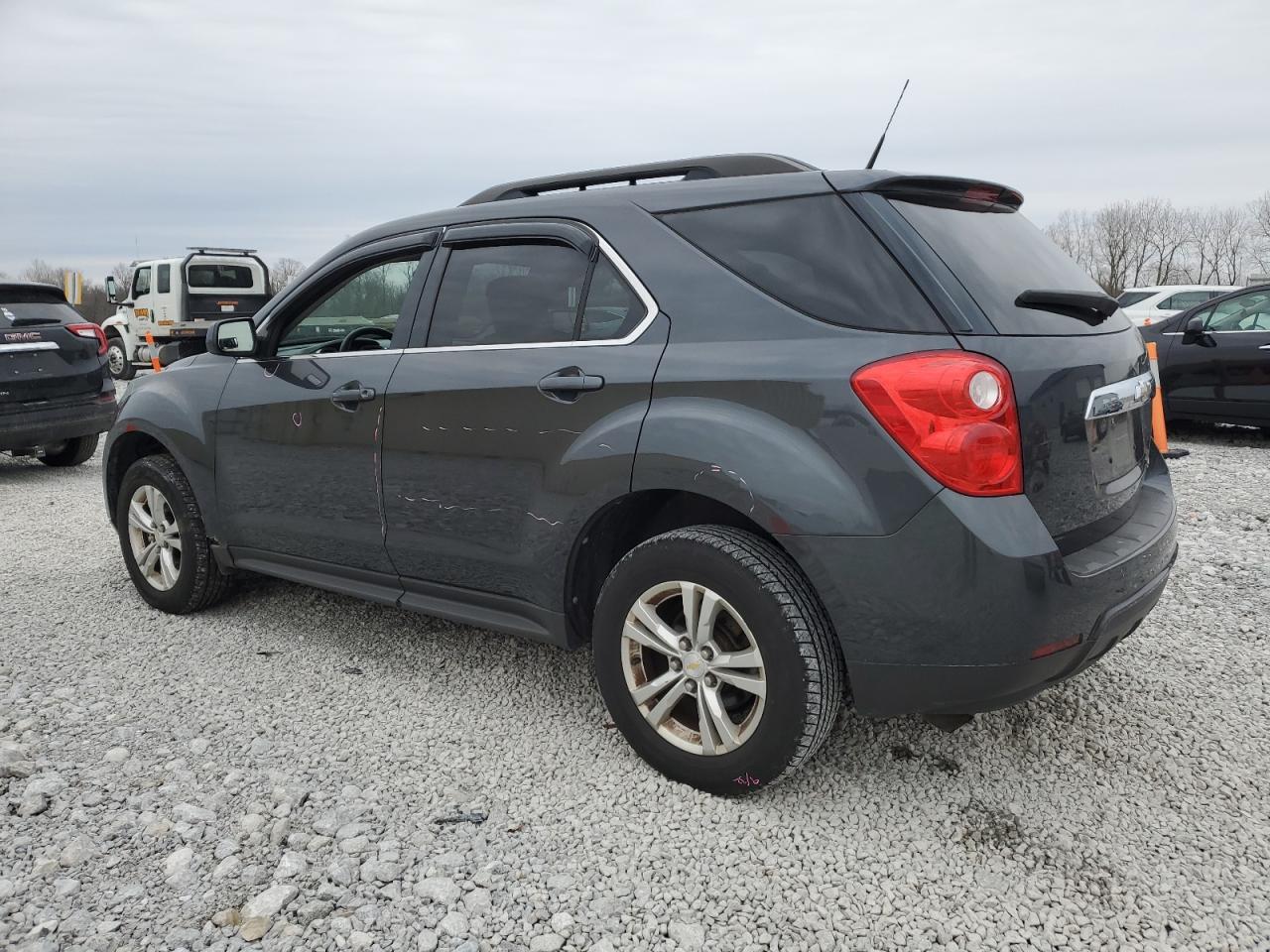 2011 Chevrolet Equinox - Image 2