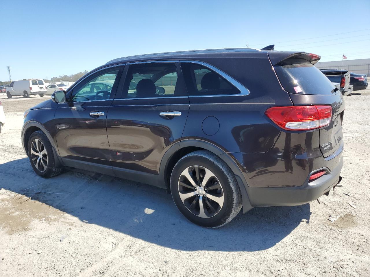 2018 Kia Sorento - Image 2
