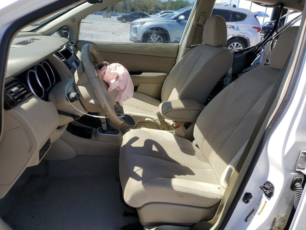 2012 Nissan Versa - Image 7