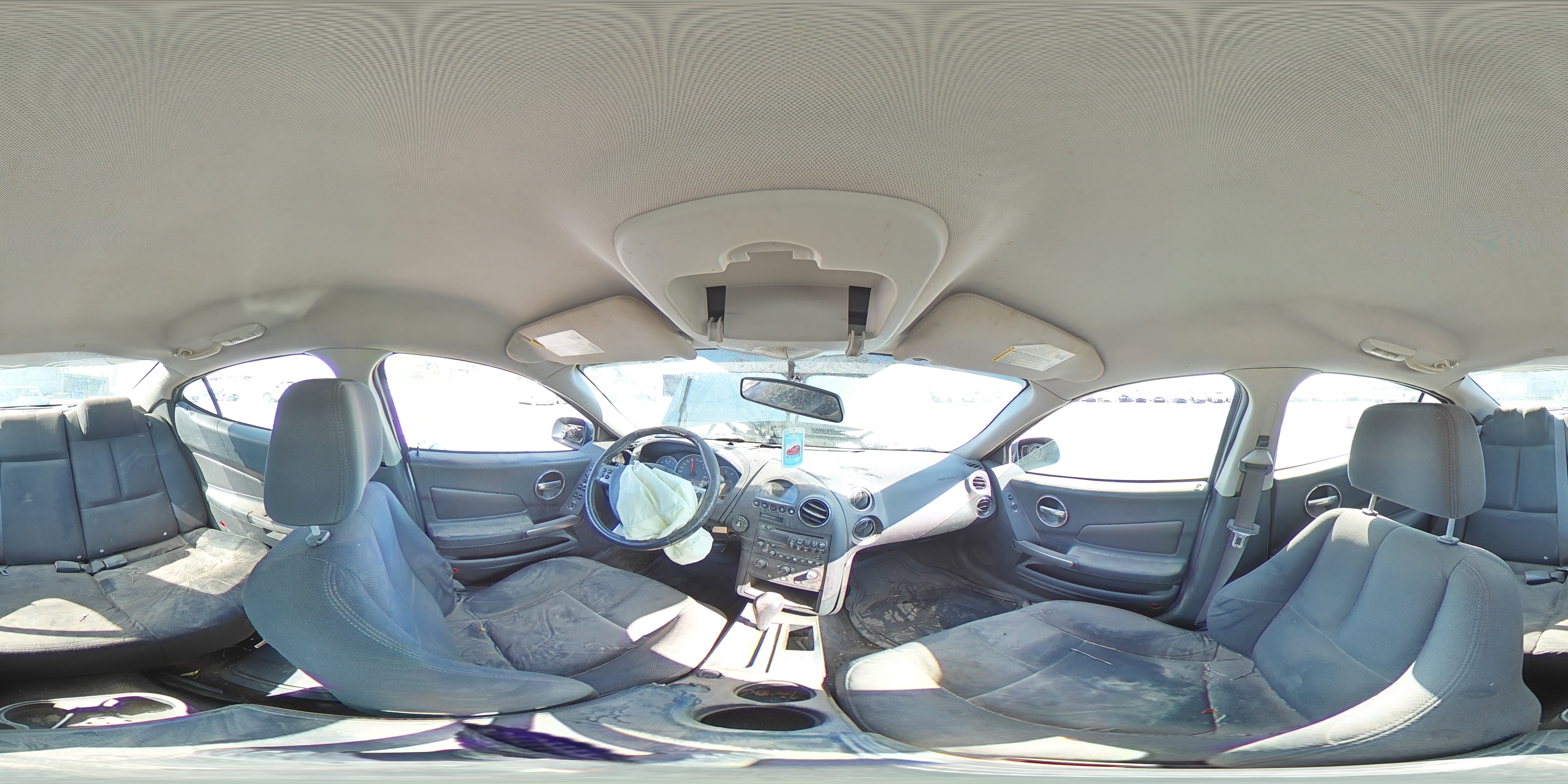 2007 Pontiac Grand Prix - Image 12