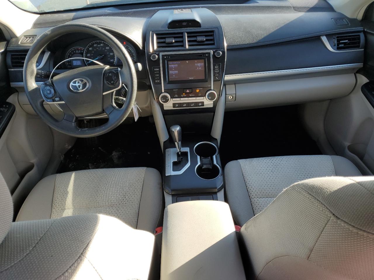 2014 Toyota Camry - Image 8