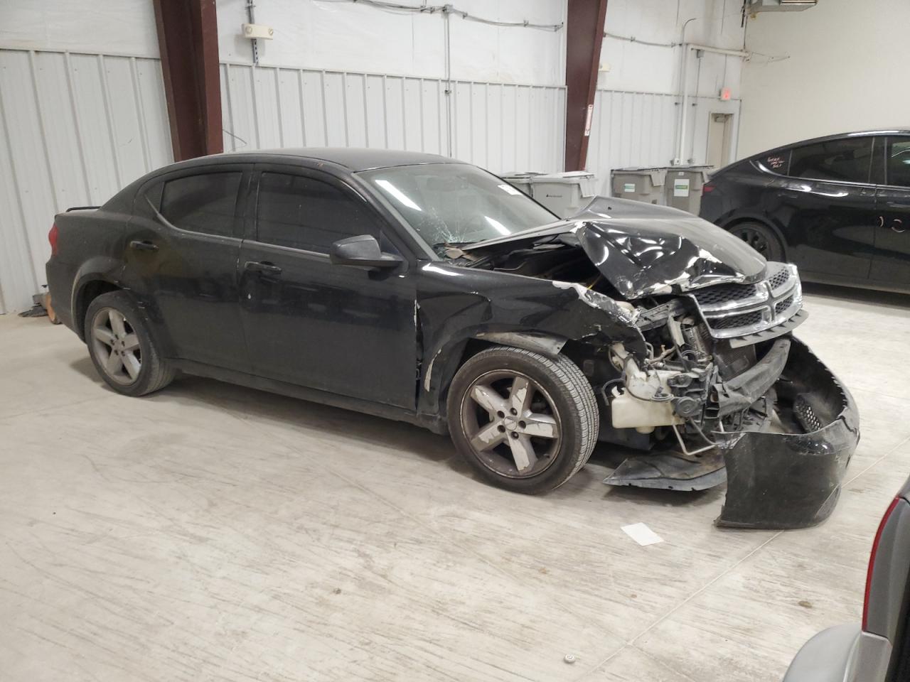 2013 Dodge Avenger - Image 4