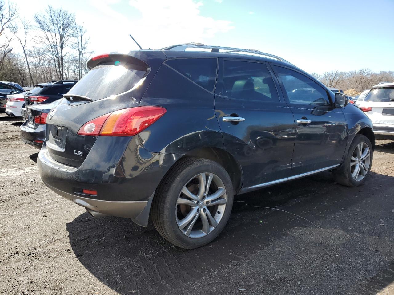 2010 Nissan Murano - Image 3