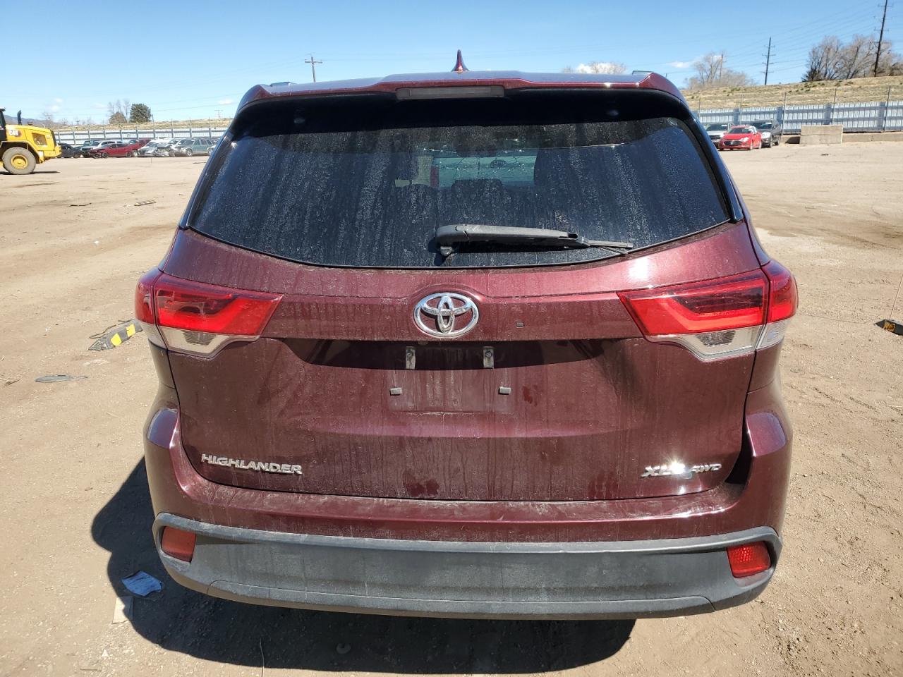 5TDJZRFH4KS971577 TOYOTA HIGHLANDER 2019