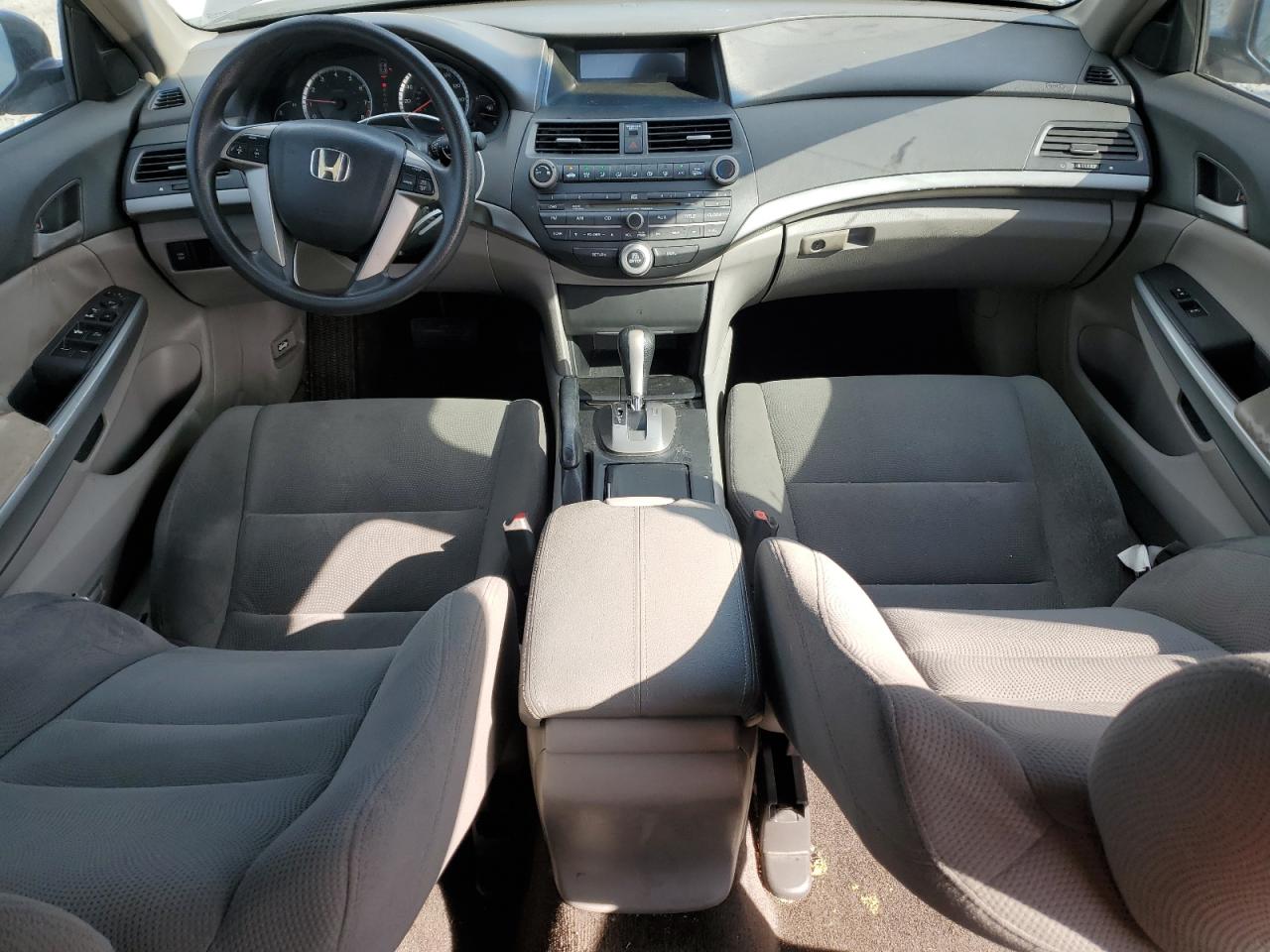 2009 Honda Accord - Image 8