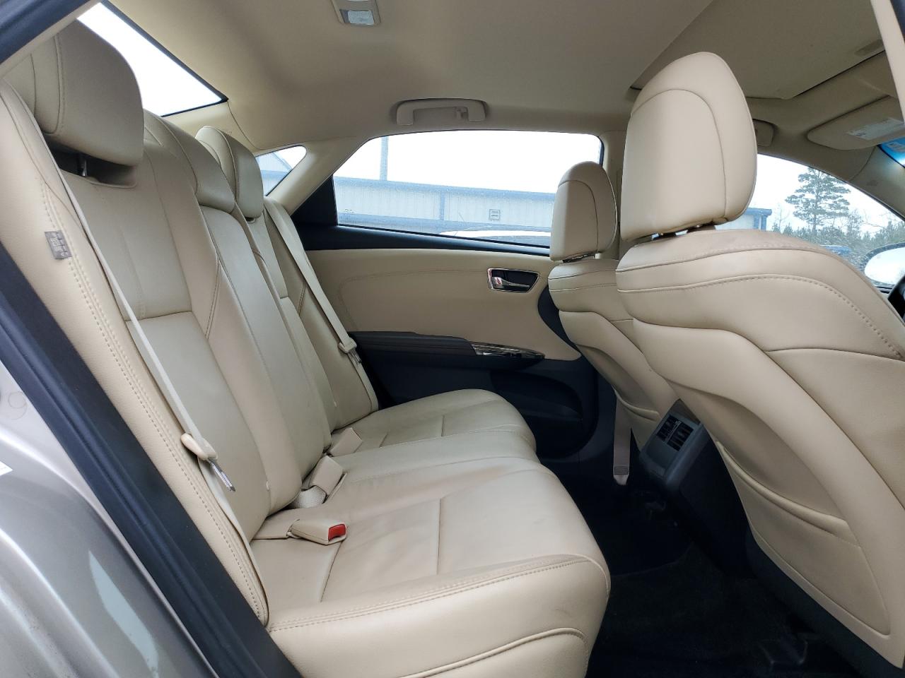 2014 Toyota Avalon - Image 10