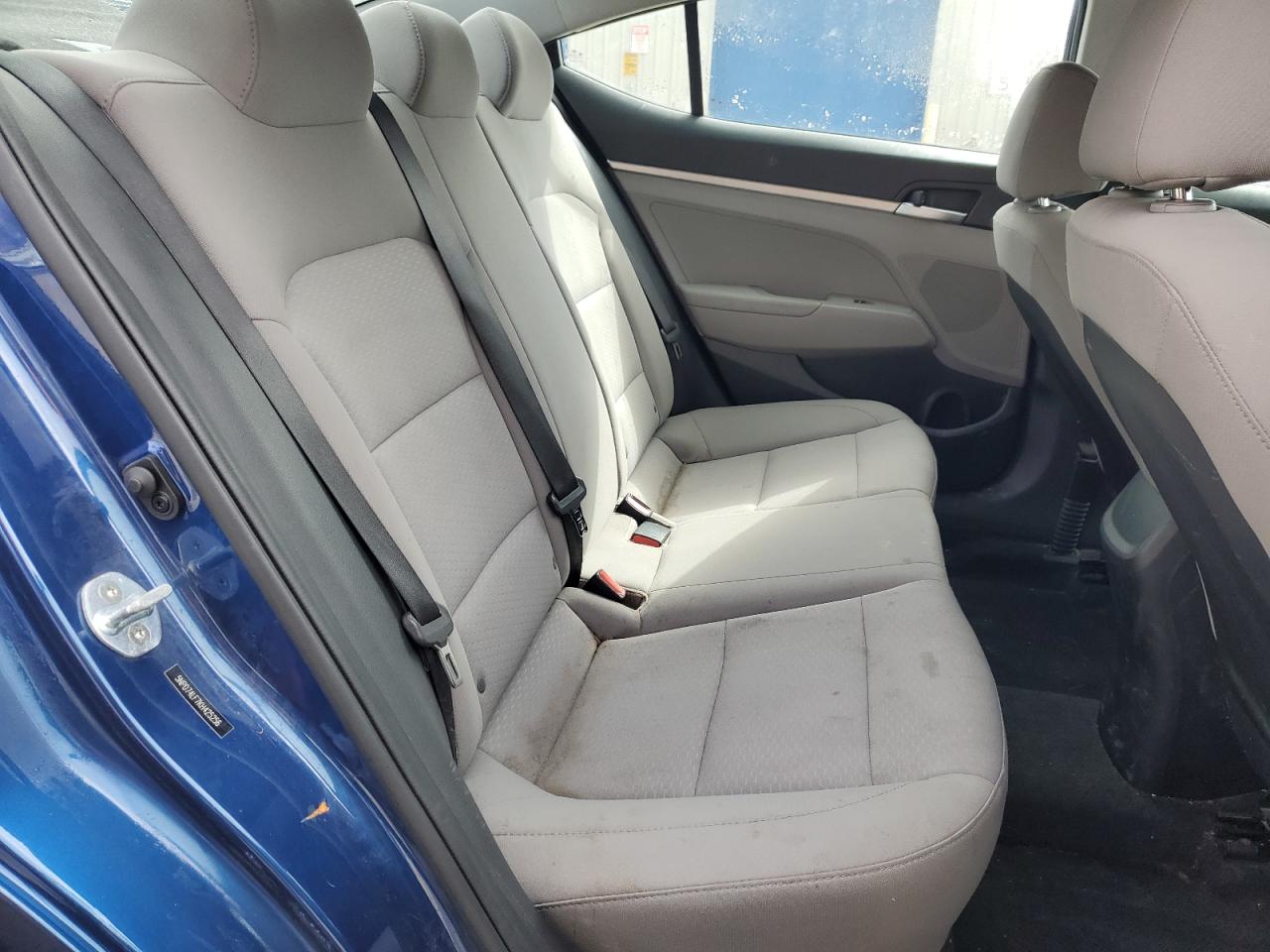 2019 Hyundai Elantra - Image 10