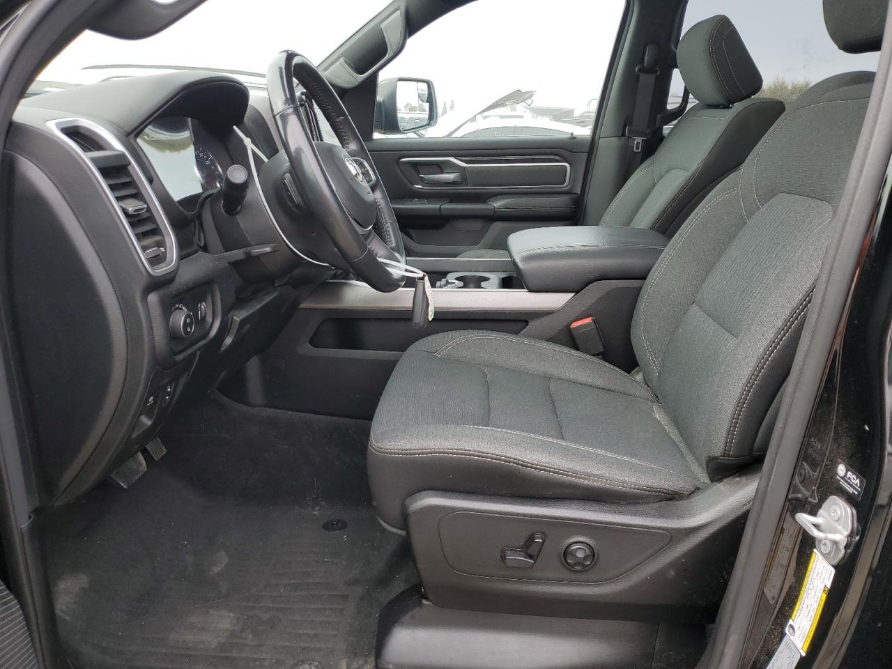 2021 RAM 1500 - Image 7
