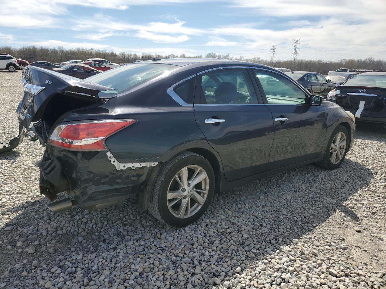 2014 Nissan Altima - Image 3