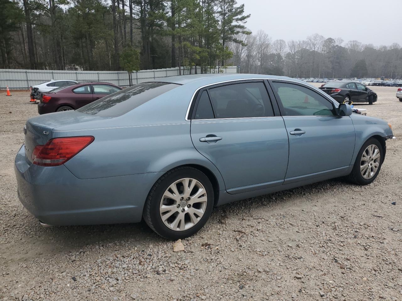 2008 Toyota Avalon - Image 3