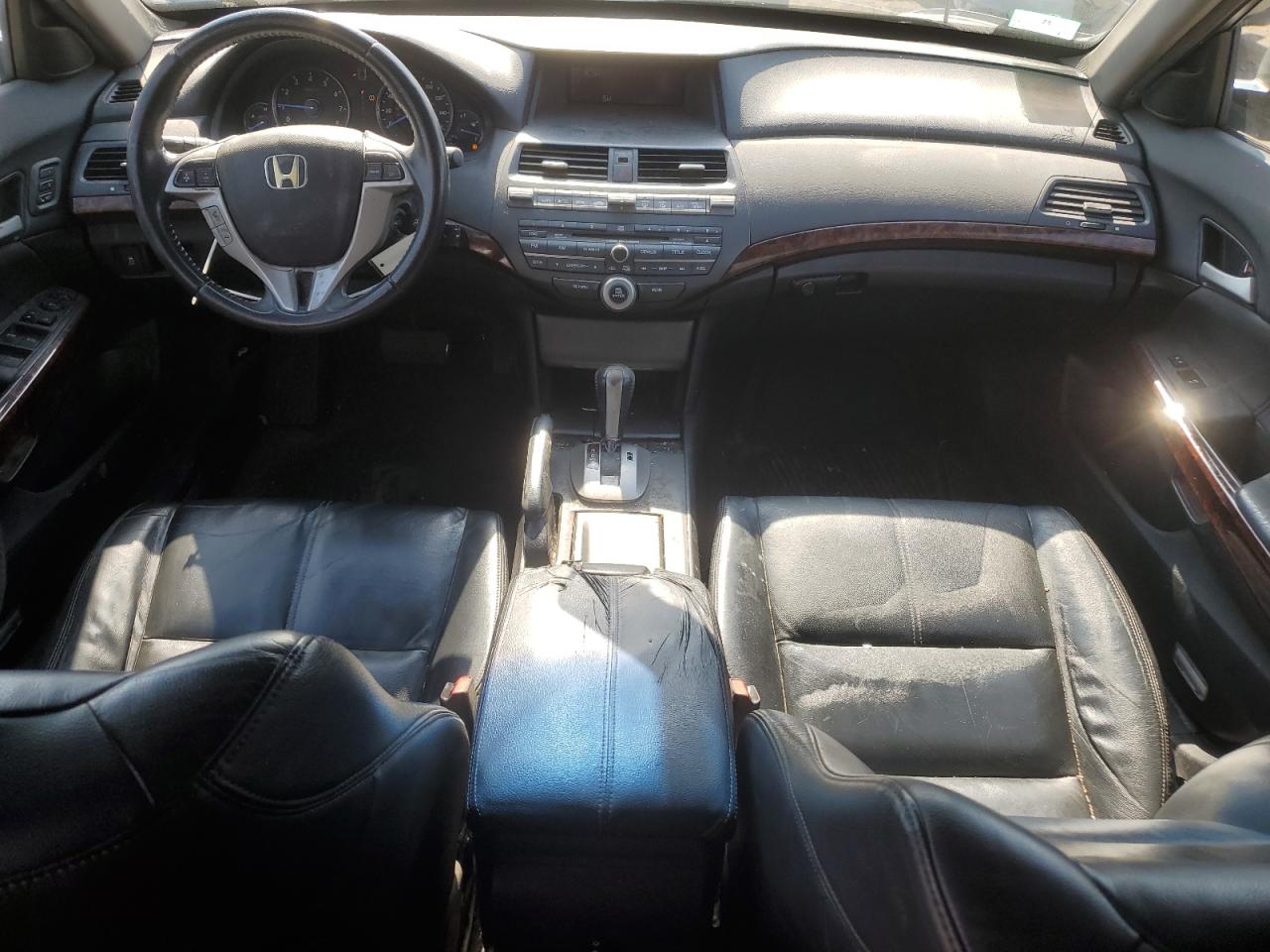 2010 Honda Accord - Image 8
