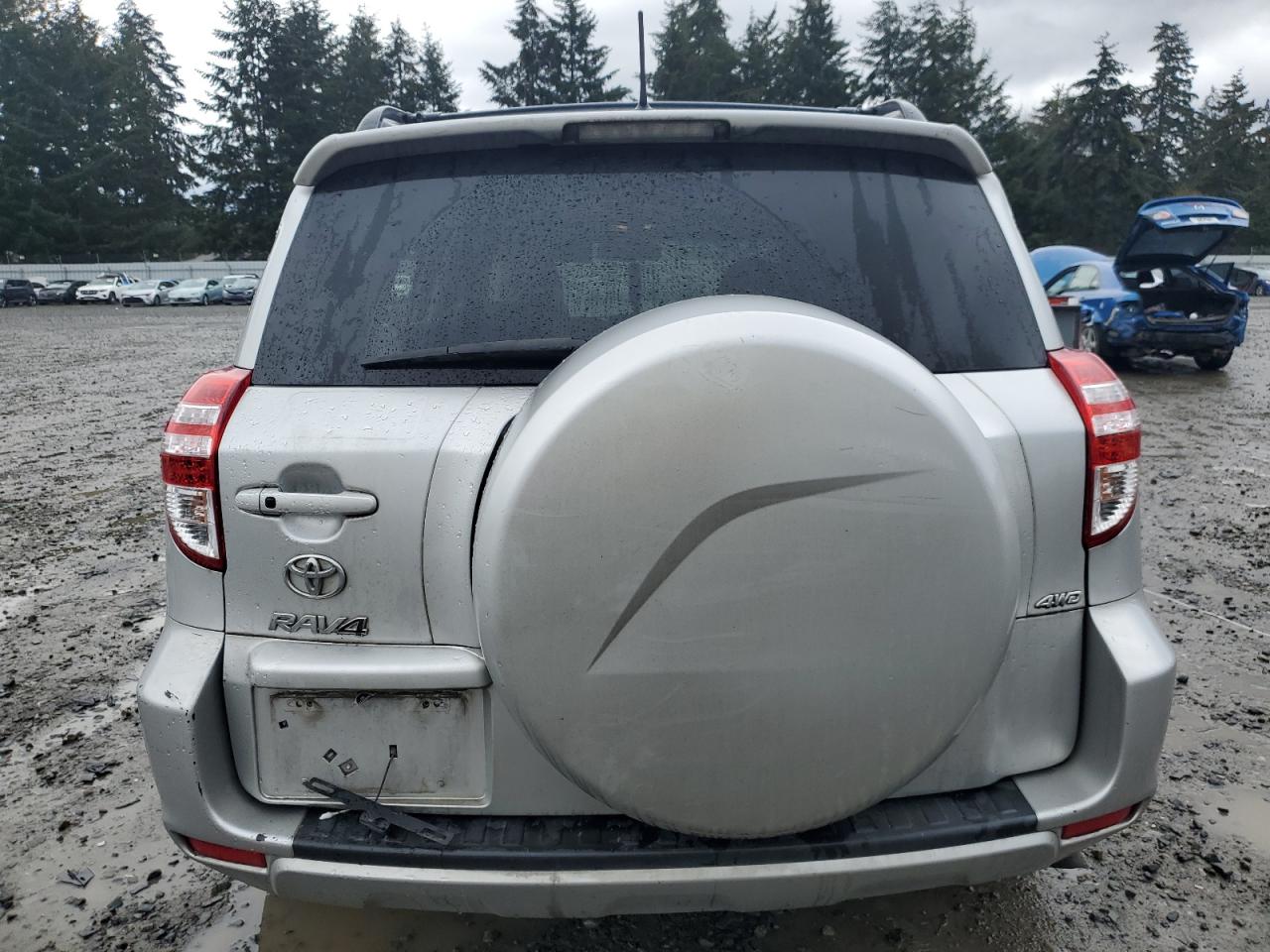 2011 Toyota RAV 4 - Image 6