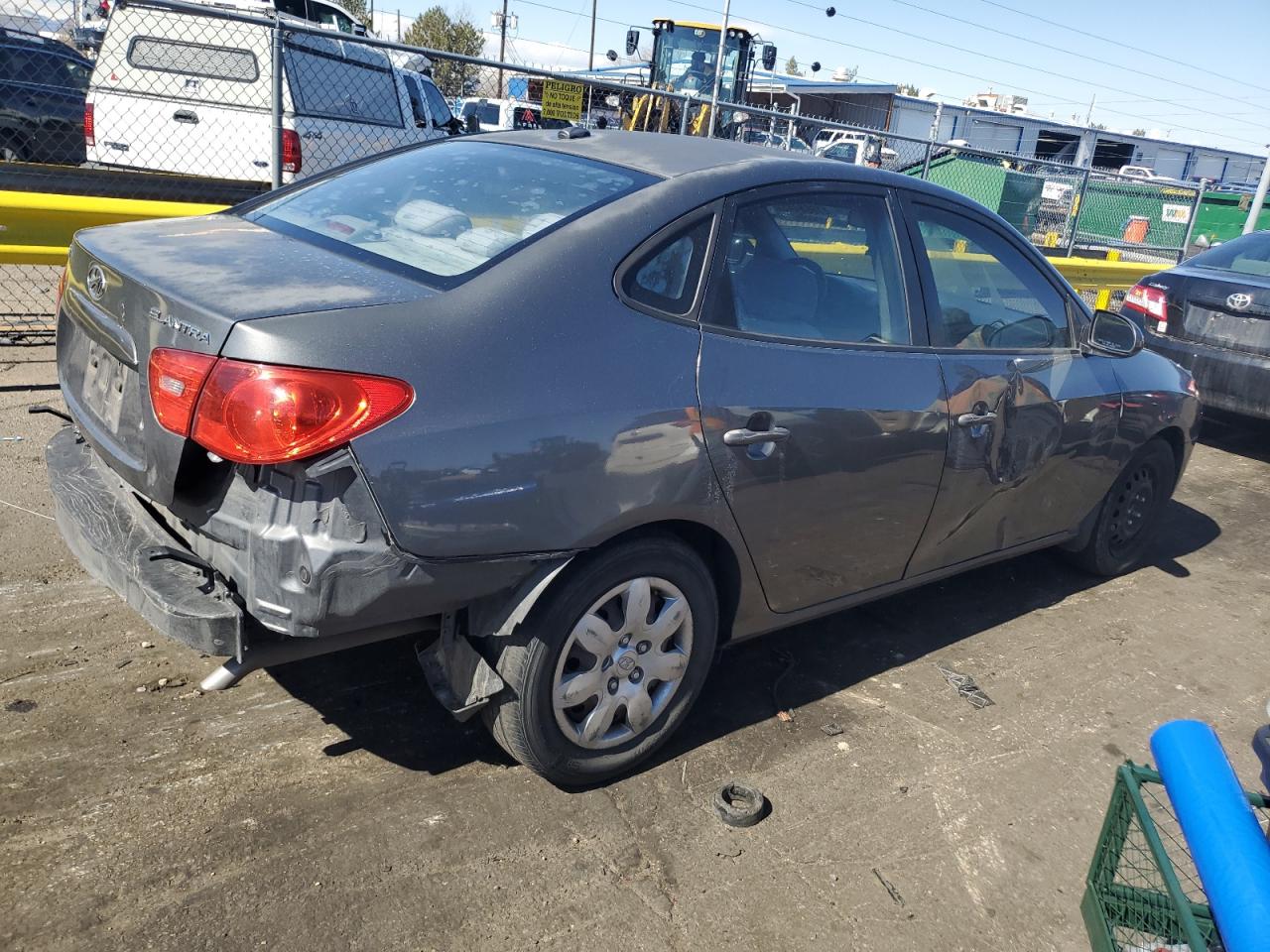 2007 Hyundai Elantra - Image 3