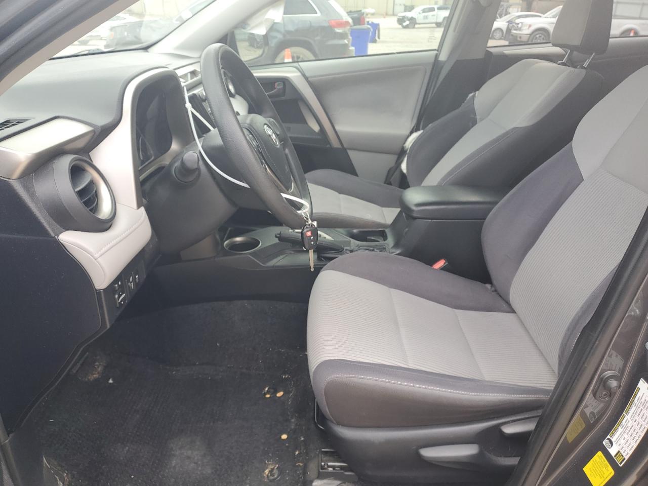 2013 Toyota RAV 4 - Image 7