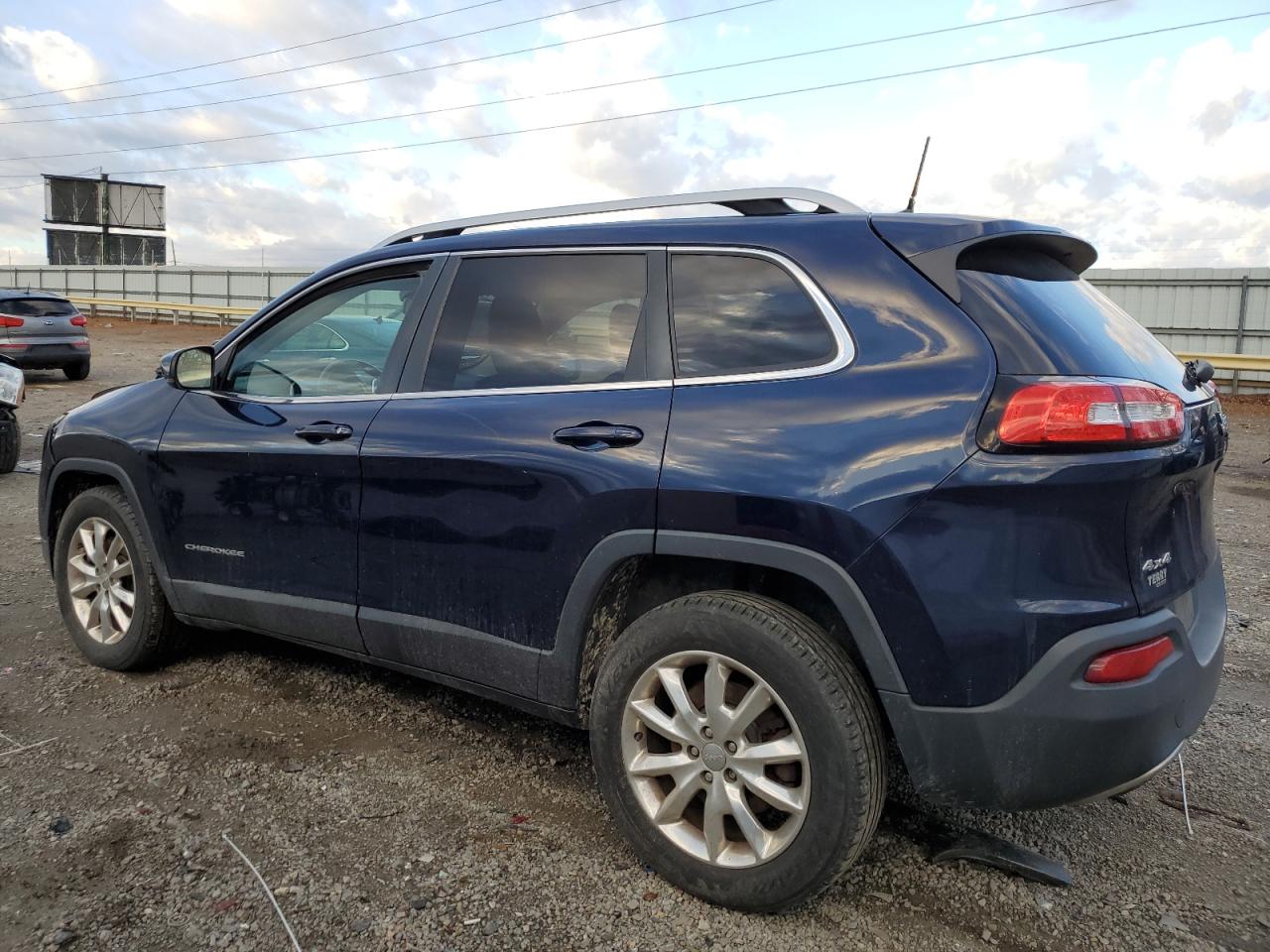2016 Jeep Grand Cherokee - Image 2