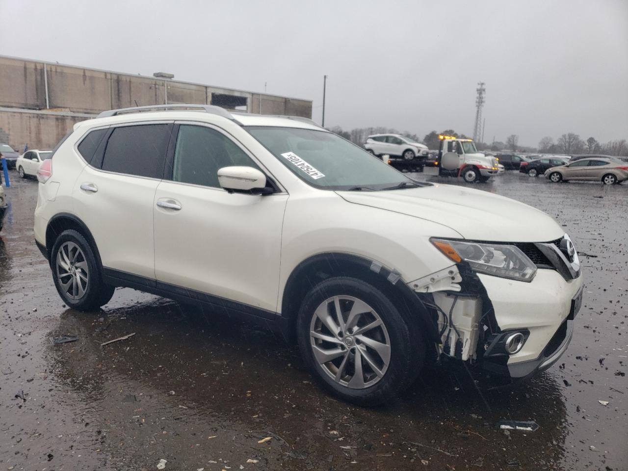 2015 Nissan Rogue - Image 4