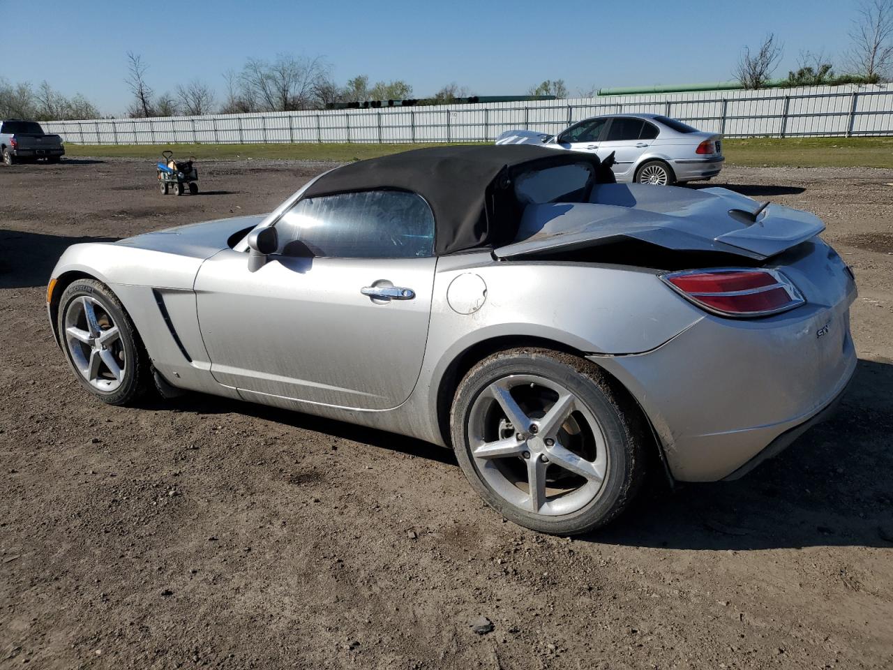 2009 Saturn Sky - Image 2