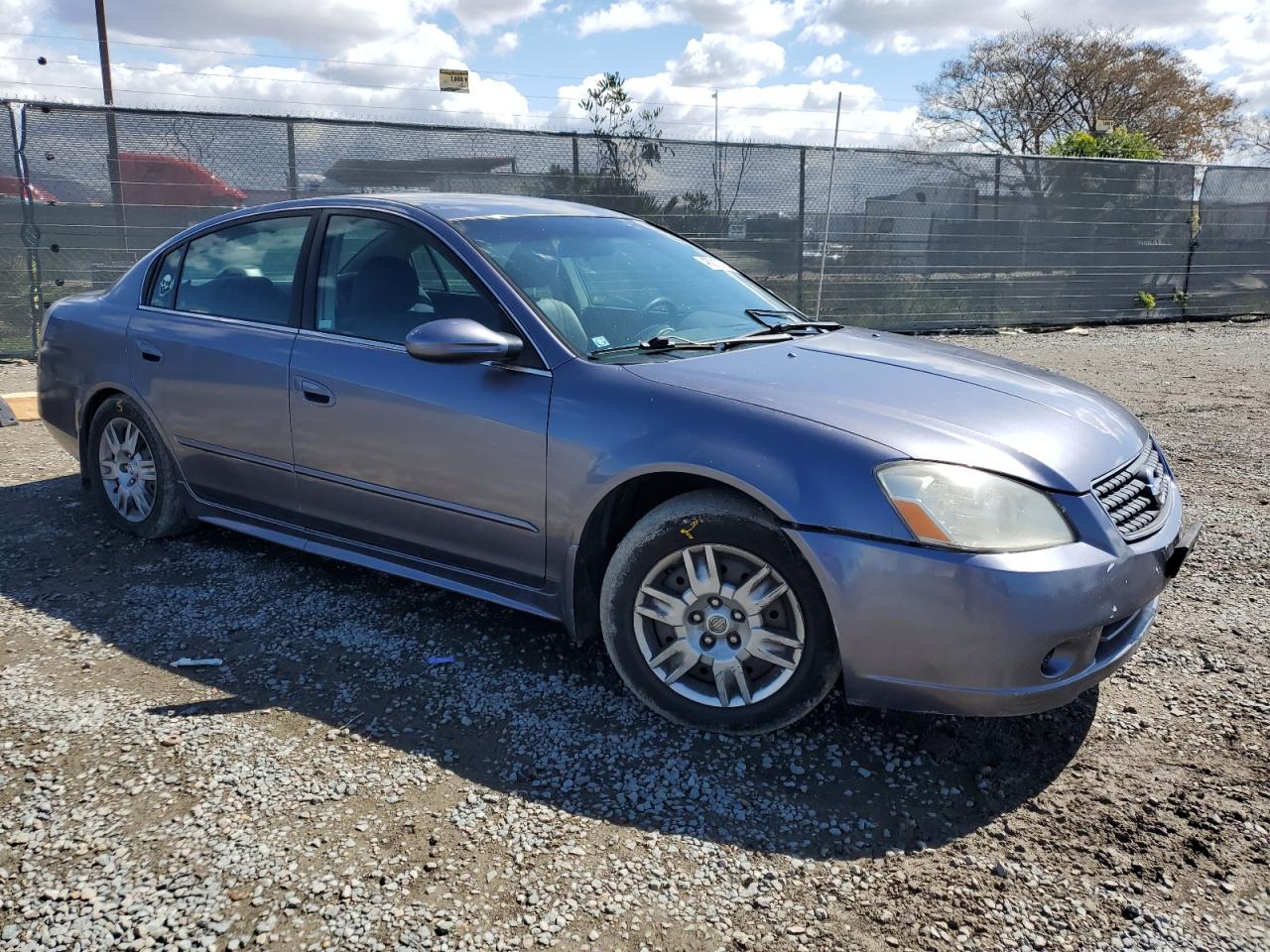 2005 Nissan Altima - Image 4